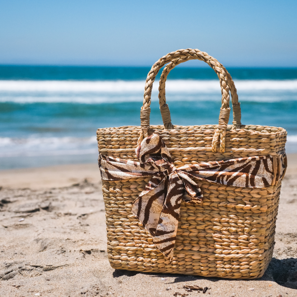 Pros and Cons of Open Tote Bags